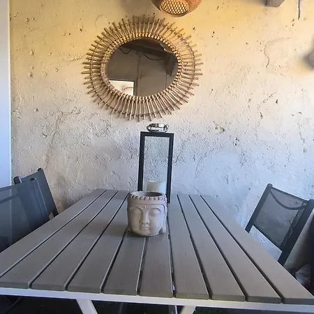 Chez Nico Et Mag Entre Et Collines Homestay *