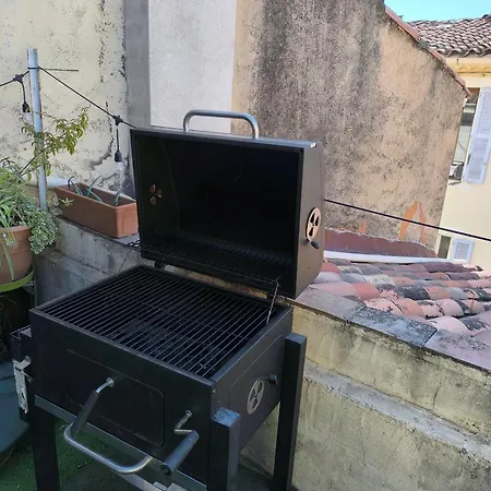 Chez Nico Et Mag Entre Et Collines Homestay Aubagne