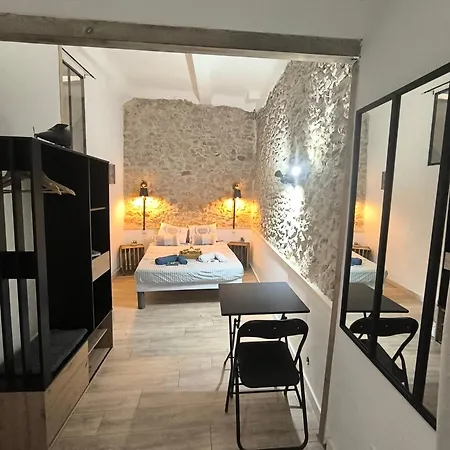 Chez Nico Et Mag Entre Et Collines Homestay Aubagne